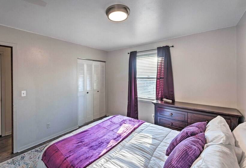 Family Friendly Rockford Home W/ Private Yard!