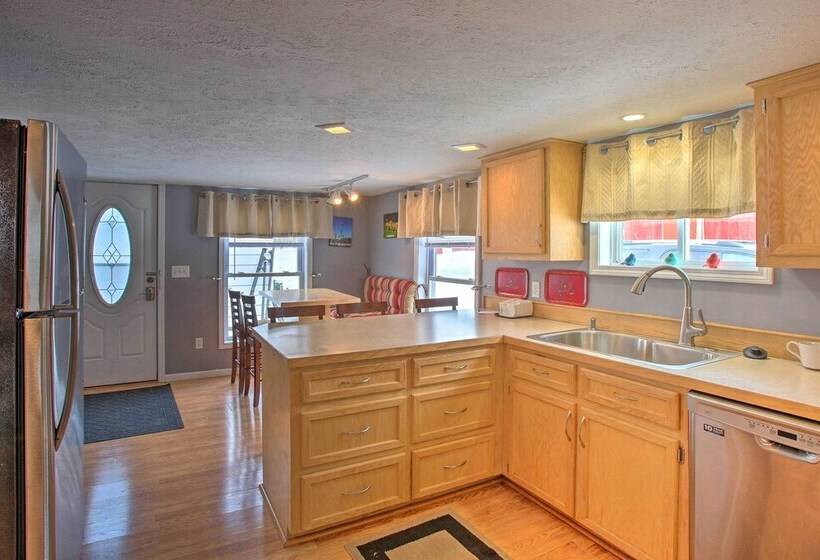 Fife Lake Farmhouse: Peaceful Yard & Fire Pit!