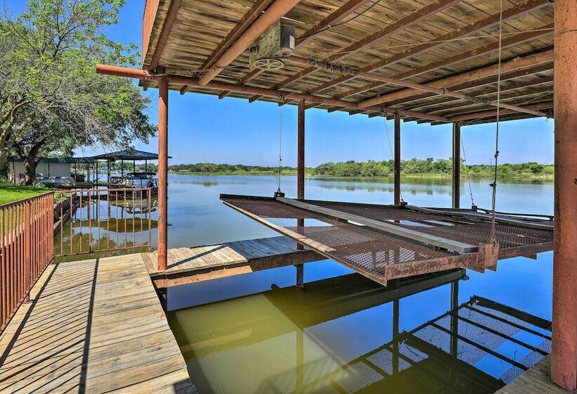 Granbury Lakefront Escape W/ Boat Dock & Slip!