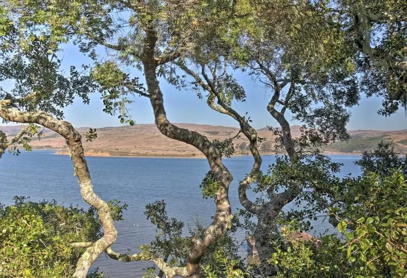 Hillside Home W/ Deck & Views Of Tomales Bay!