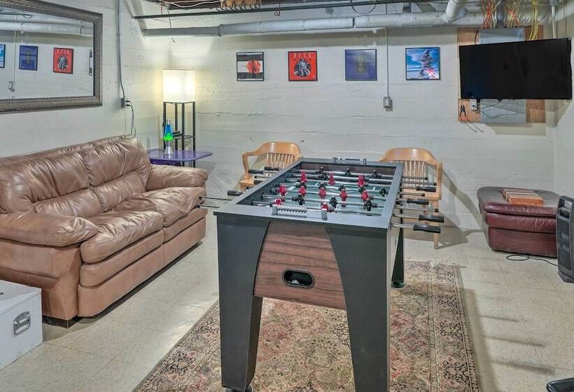 Historic Illinois Home Near Mississippi River