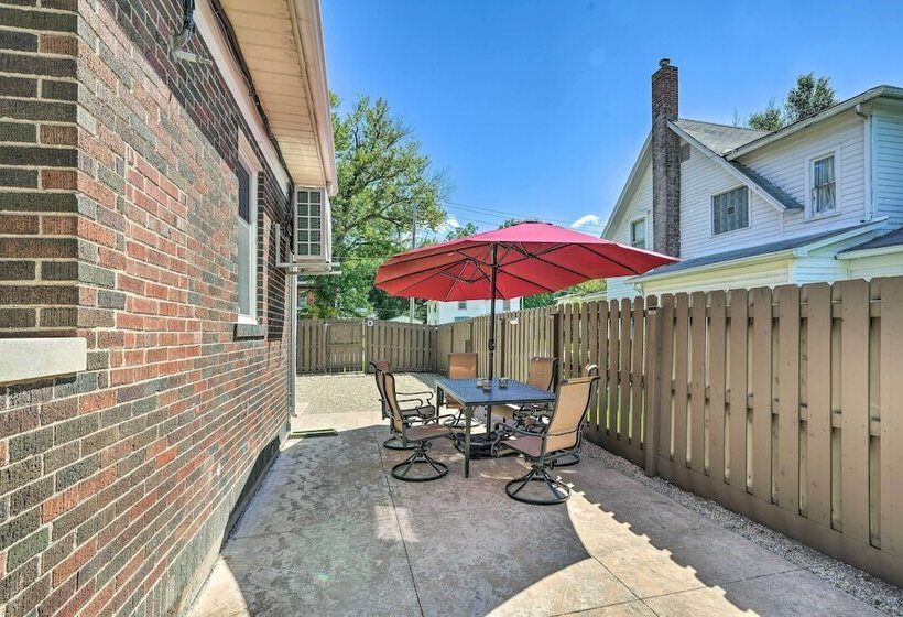 Historic Illinois Home Near Mississippi River