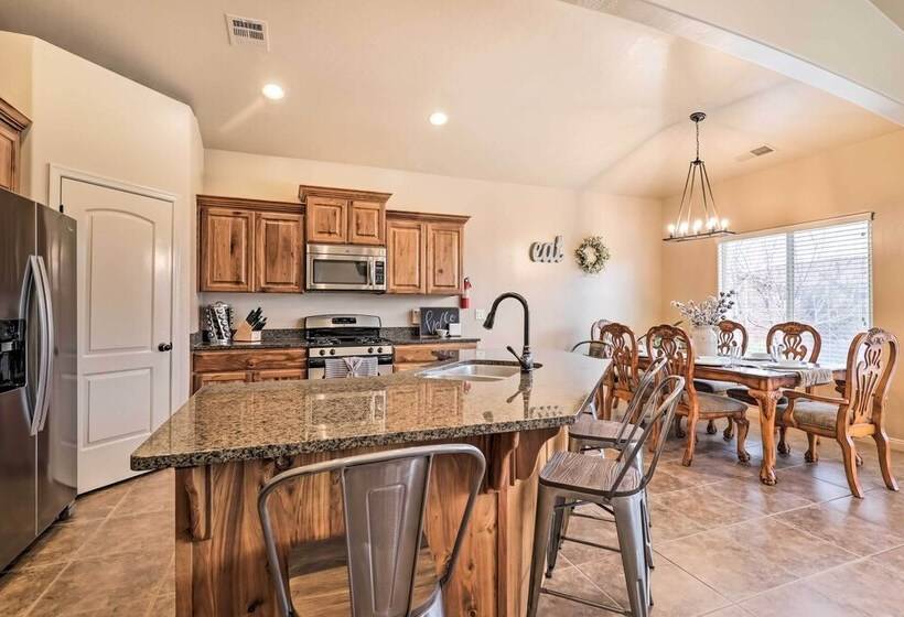 Home W/ Yard+atv Access To Sand Hollow State Park!