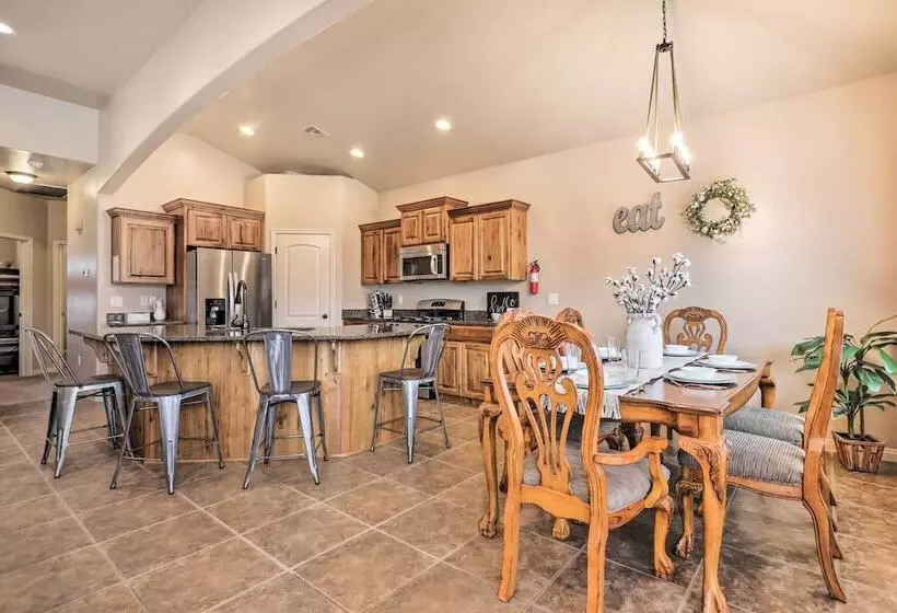 Home W/ Yard+atv Access To Sand Hollow State Park!