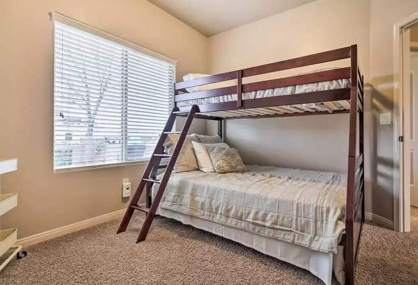 Home W/ Yard+atv Access To Sand Hollow State Park!