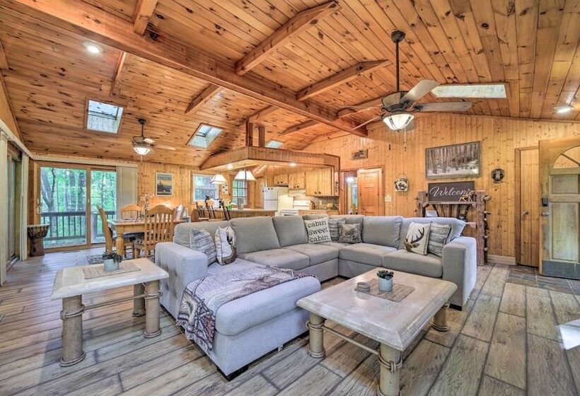 Fire Pit & Grill: Cozy Cabin In Lake Toxaway!