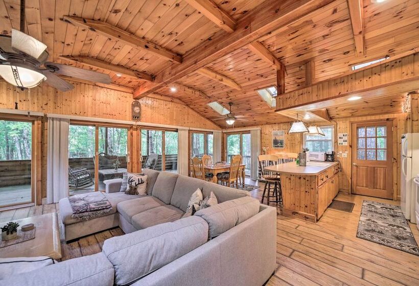 Fire Pit & Grill: Cozy Cabin In Lake Toxaway!