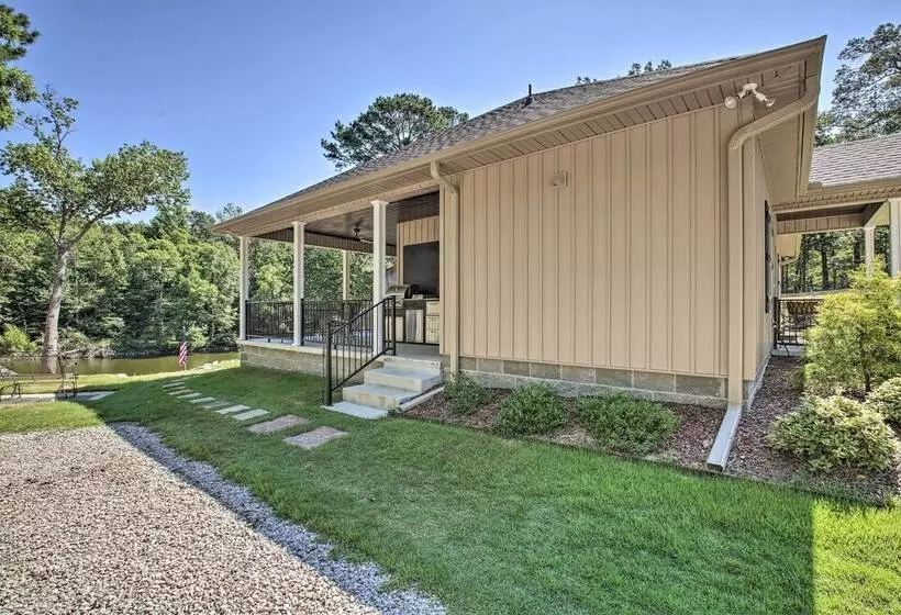 Lakefront Hot Springs Retreat W/ Deck & Grill