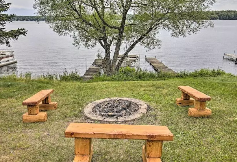 Lakefront Minocqua Cabin W/ Dock & Fire Pit!