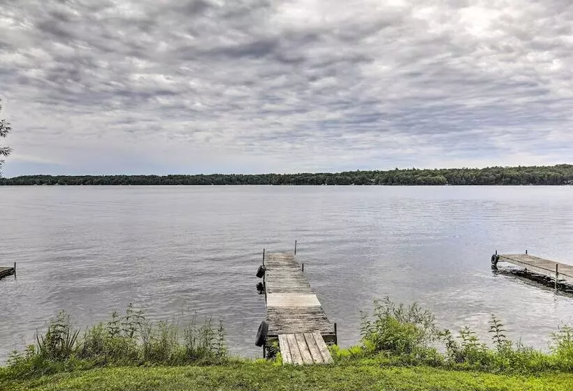 Lakefront Minocqua Cabin W/ Dock & Fire Pit!