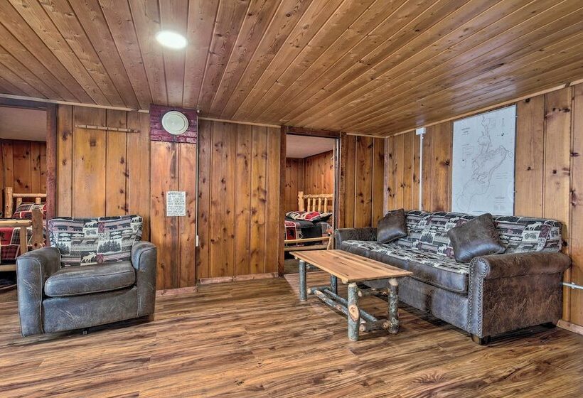 Lakefront Minocqua Cabin W/ Dock & Fire Pit!