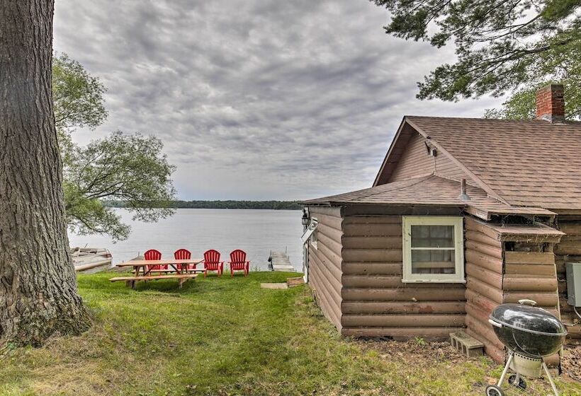 Lakefront Minocqua Cabin W/ Dock & Fire Pit!