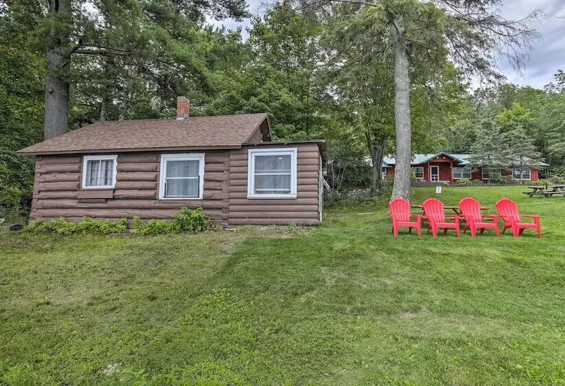 Lakefront Minocqua Cabin W/ Dock & Fire Pit!