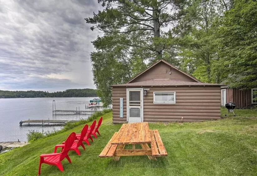 Lakefront Minocqua Cabin W/ Dock & Fire Pit!