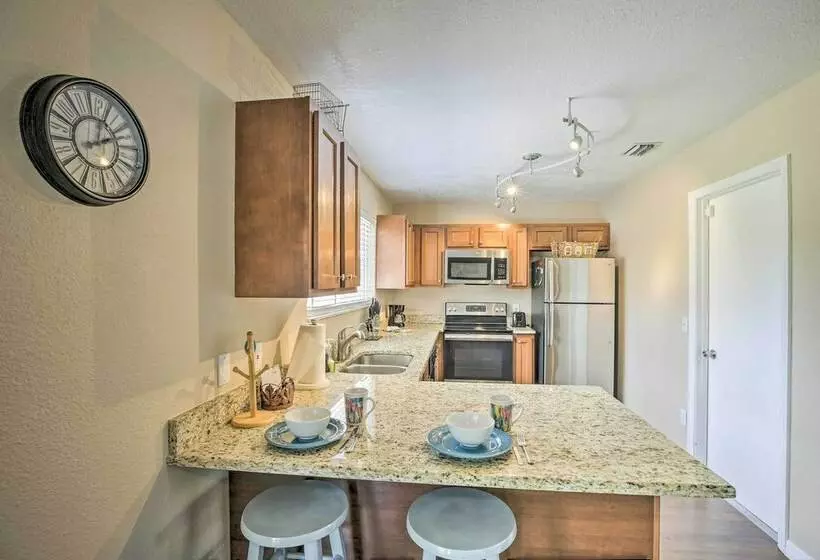Modern North Port Gem Near Beaches, Golf, & Shops!