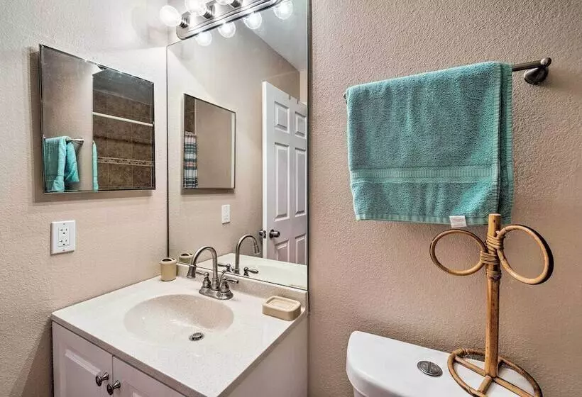 Modern North Port Gem Near Beaches, Golf, & Shops!