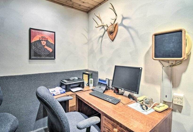 Mount Pleasant Home   2 Mi To Charming Downtown!