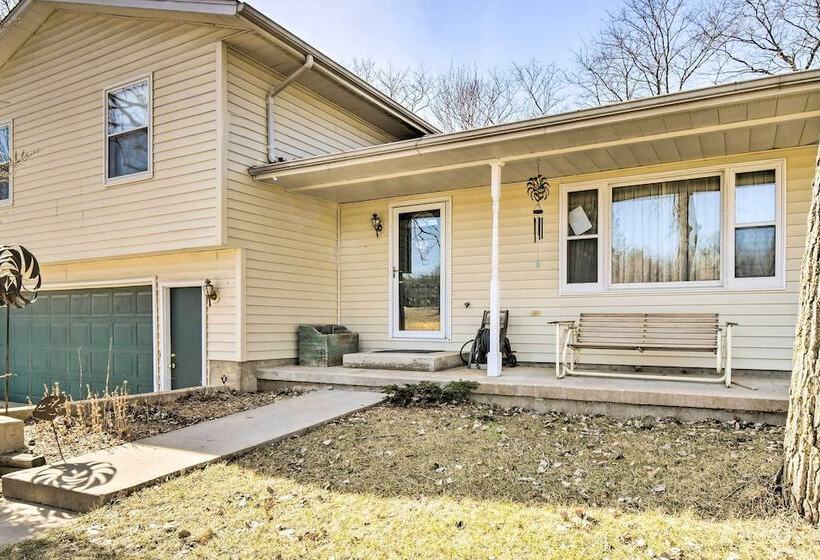 Mount Pleasant Home   2 Mi To Charming Downtown!