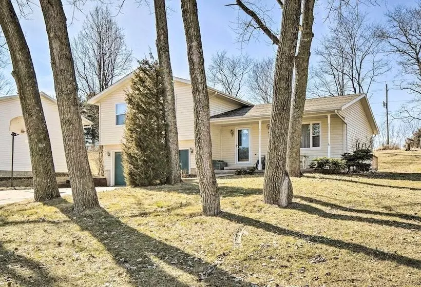 Mount Pleasant Home   2 Mi To Charming Downtown!