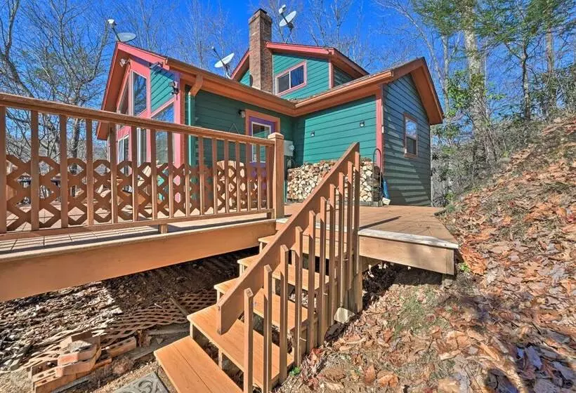 North Carolina Escape W/ Deck, Grill & Fire Pit!
