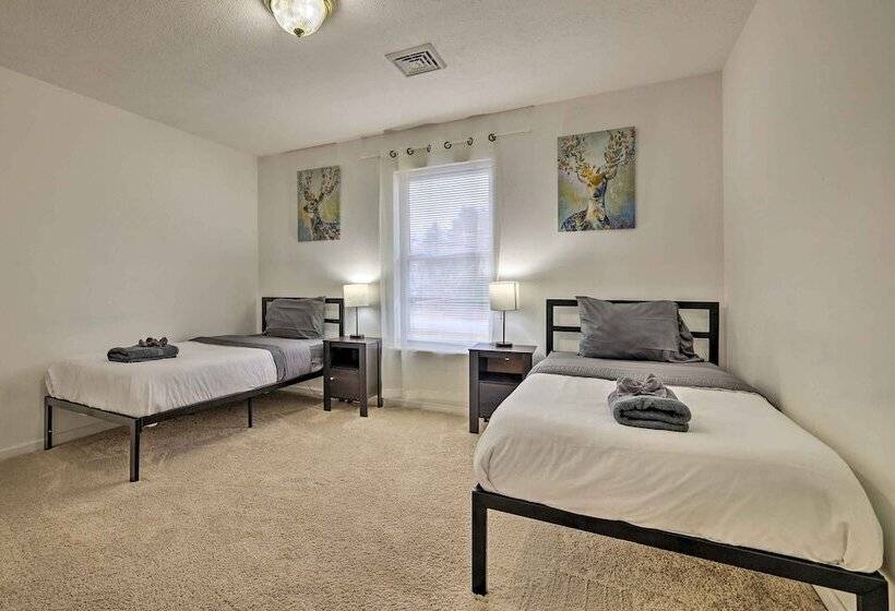 Hot Tub, Game Room: Peaceful Poconos Home!