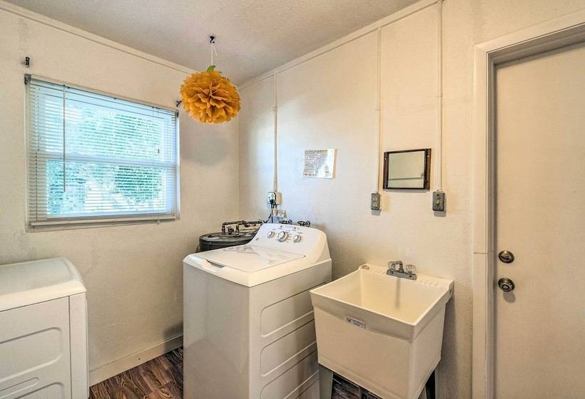 Punta Gorda Home With Backyard ~ 1 Mile To Dtwn!