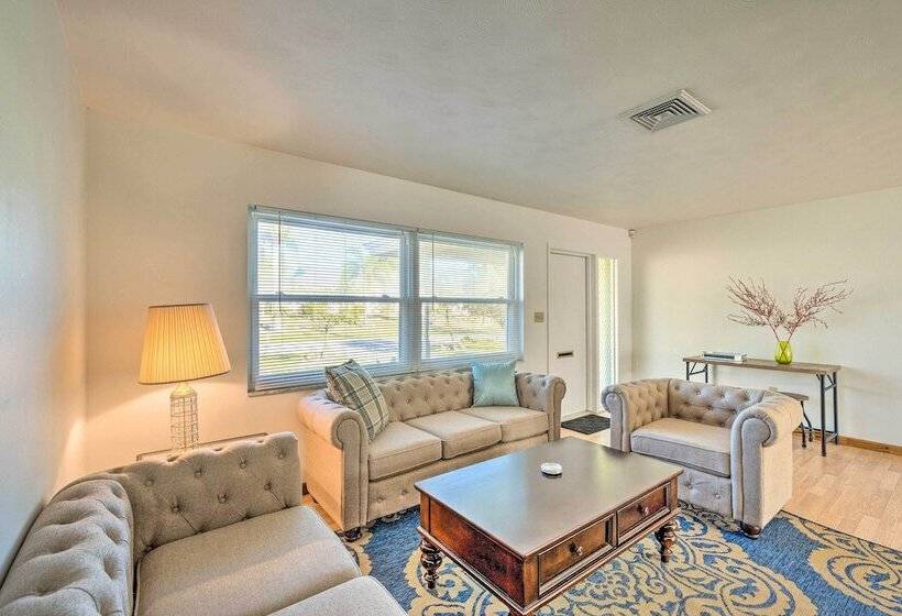 Punta Gorda Home With Backyard ~ 1 Mile To Dtwn!