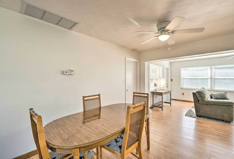 Punta Gorda Home With Backyard ~ 1 Mile To Dtwn!