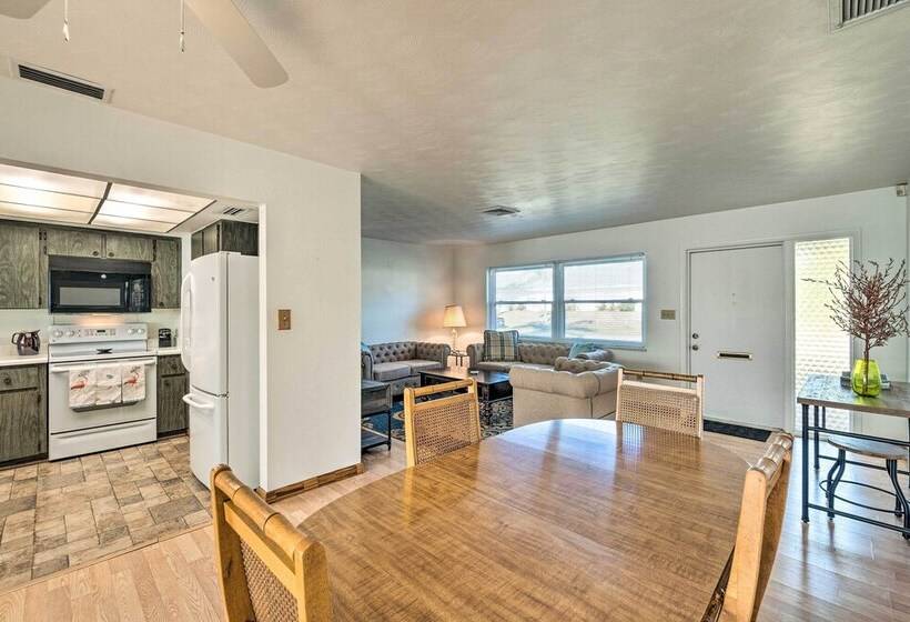 Punta Gorda Home With Backyard ~ 1 Mile To Dtwn!