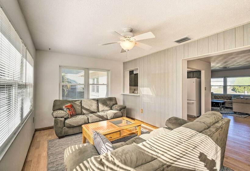 Punta Gorda Home With Backyard ~ 1 Mile To Dtwn!