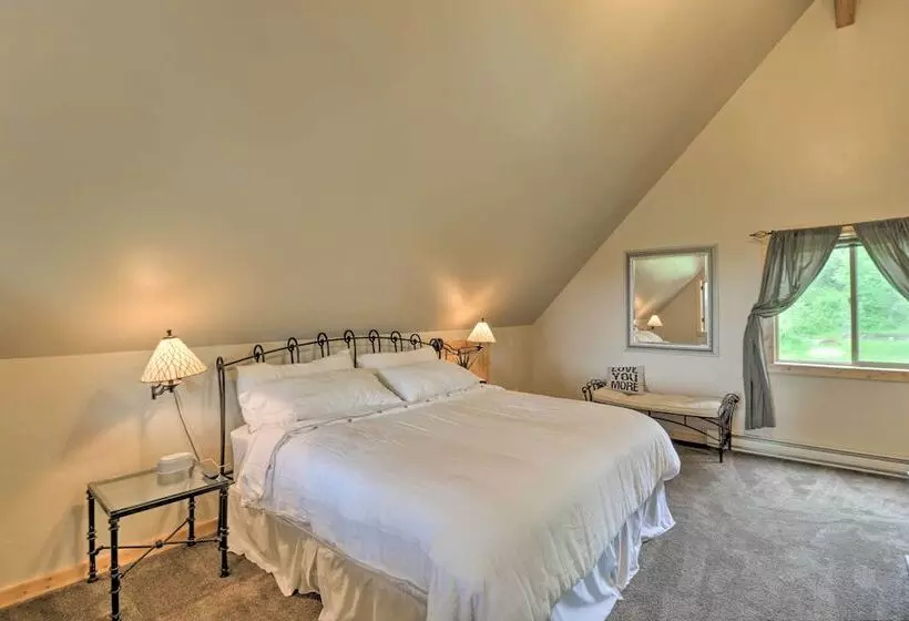 Quiet + Elegant Whitefish Home W/ Hot Tub
