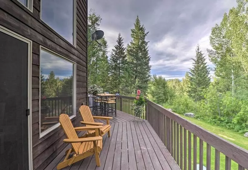 Quiet + Elegant Whitefish Home W/ Hot Tub
