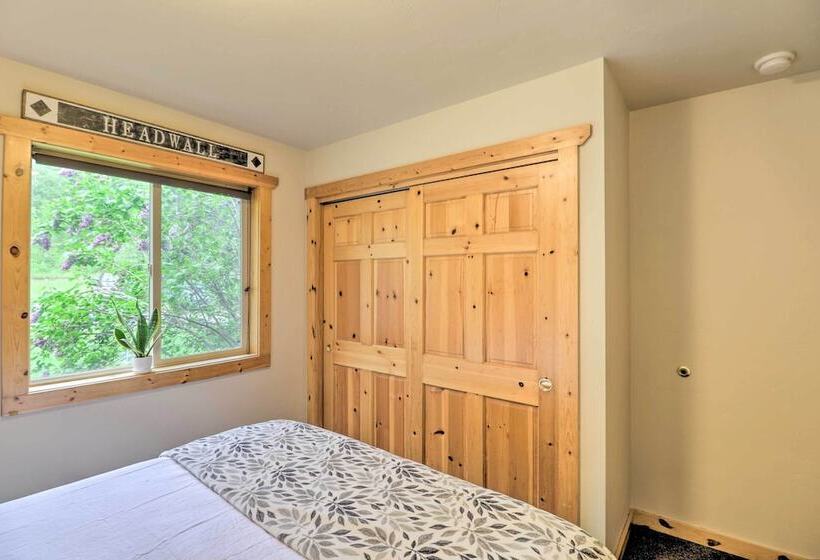 Quiet + Elegant Whitefish Home W/ Hot Tub