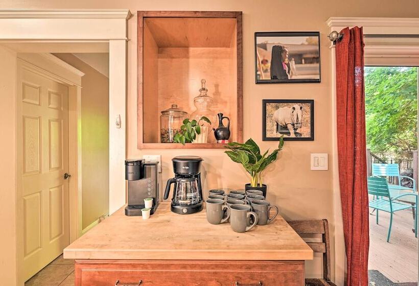 Quiet Oneonta Home   Walk To Historic Dtwn!