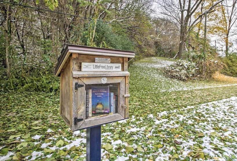 Renovated Historic Home < 1 Mile To Eagle Point!