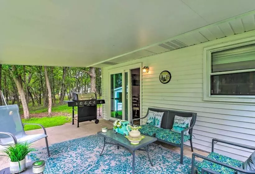 Albrightsville Retreat: Walk To Community Lake!
