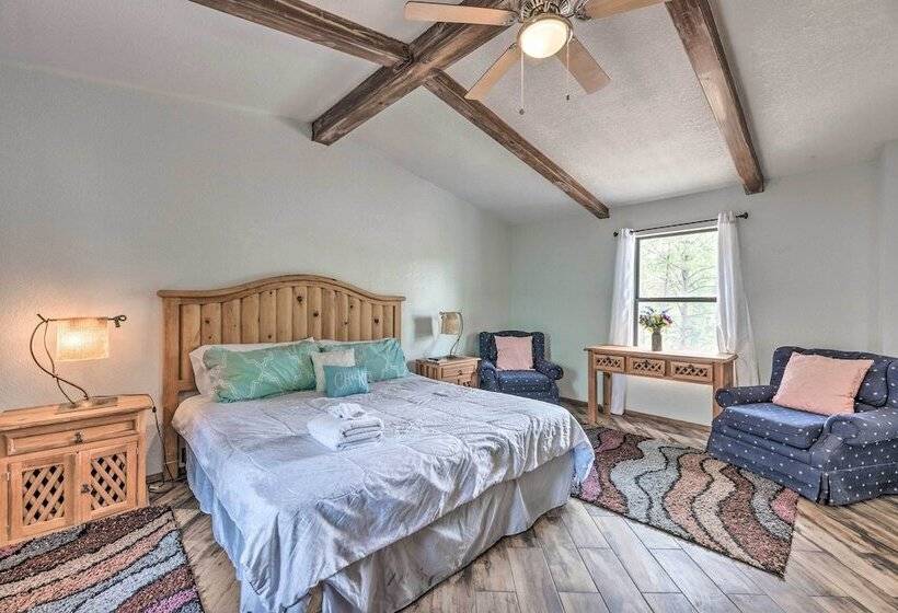 Ruidoso Family Cabin, Short Walk To Downtown!