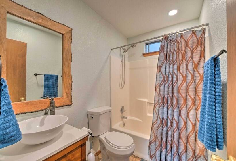 Ruidoso Family Cabin, Short Walk To Downtown!