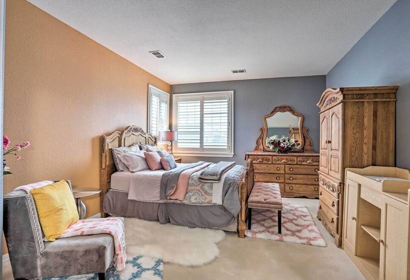 Spacious + Elegant Lone Tree Home Rental W/ Deck!