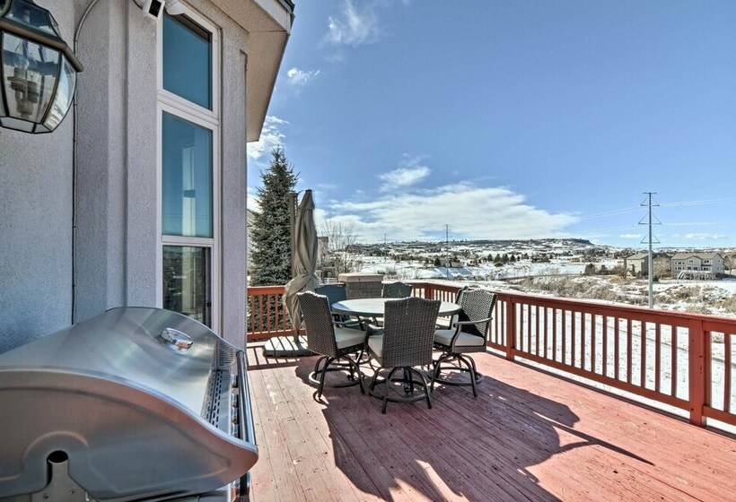 Spacious + Elegant Lone Tree Home Rental W/ Deck!
