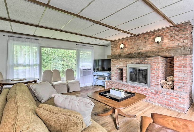 Spacious Sullivan County House W/ Fire Pit