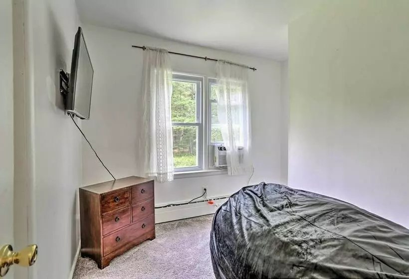 Spacious Sullivan County House W/ Fire Pit