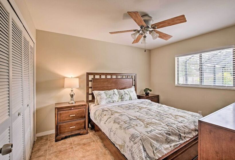 The Pelican Escape W/ Lanai ~3 Mi To Downtown!