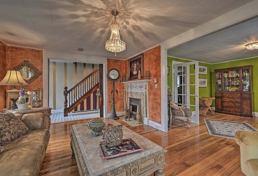 Unique & Historic Home Walk To Lake Champlain