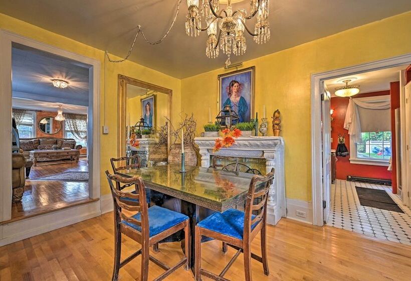 Unique & Historic Home Walk To Lake Champlain