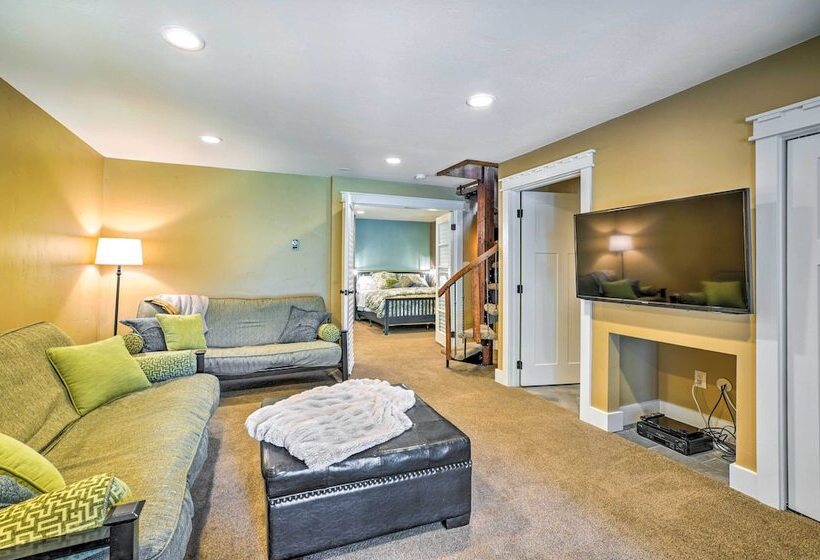 Cascade A Frame Cabin W/ Lake Views!