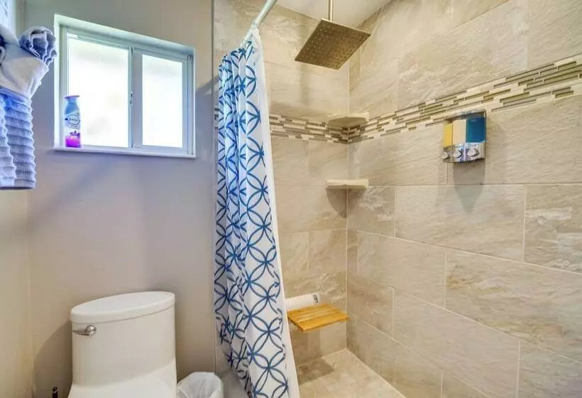 Waterfront Merritt Island Vacation Rental W/ Pool!