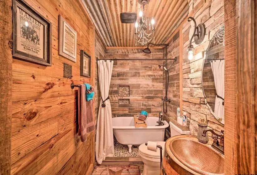 Western Daze  Broken Bow Cabin In Hochatown!