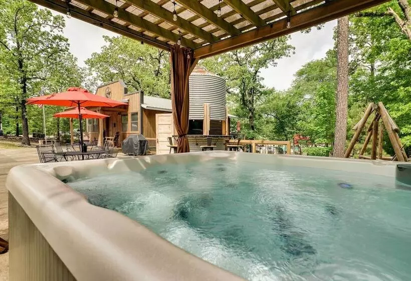 Western Daze  Broken Bow Cabin In Hochatown!