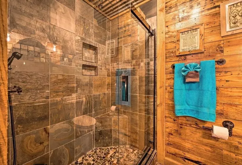 Western Daze  Broken Bow Cabin In Hochatown!